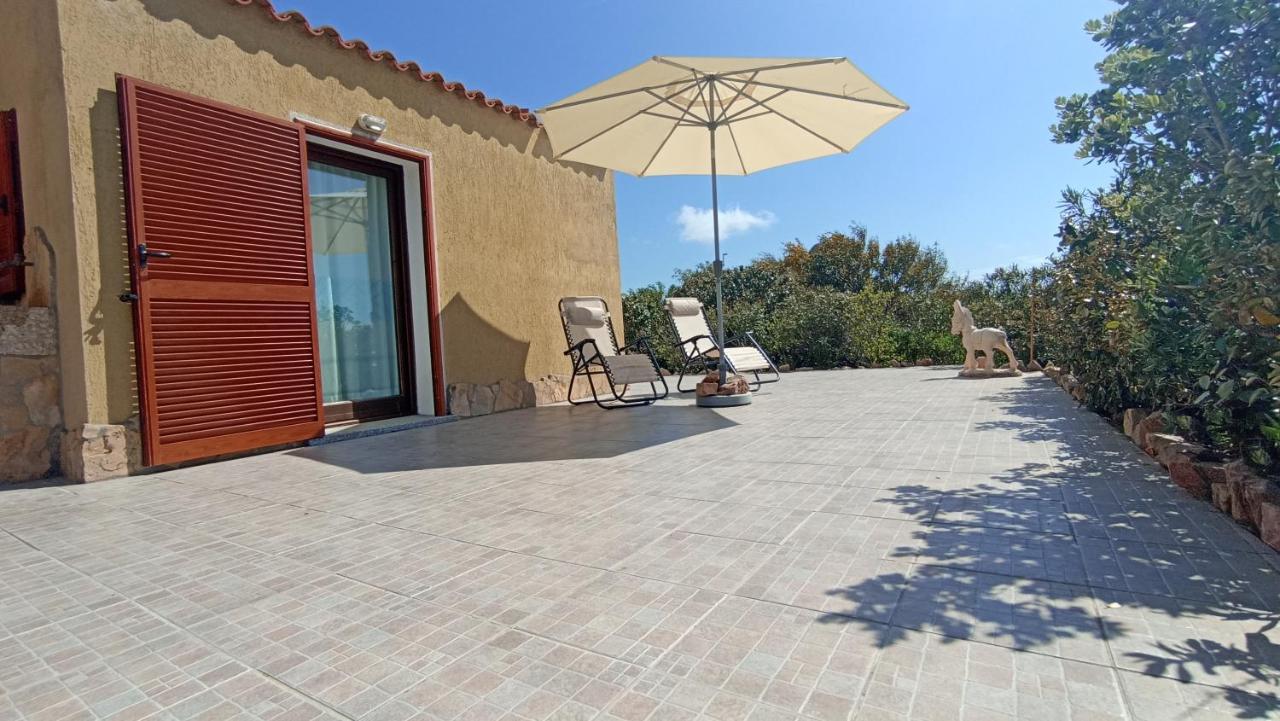 Casa Vacanze Villa Sandrina Costa Paradiso Εξωτερικό φωτογραφία